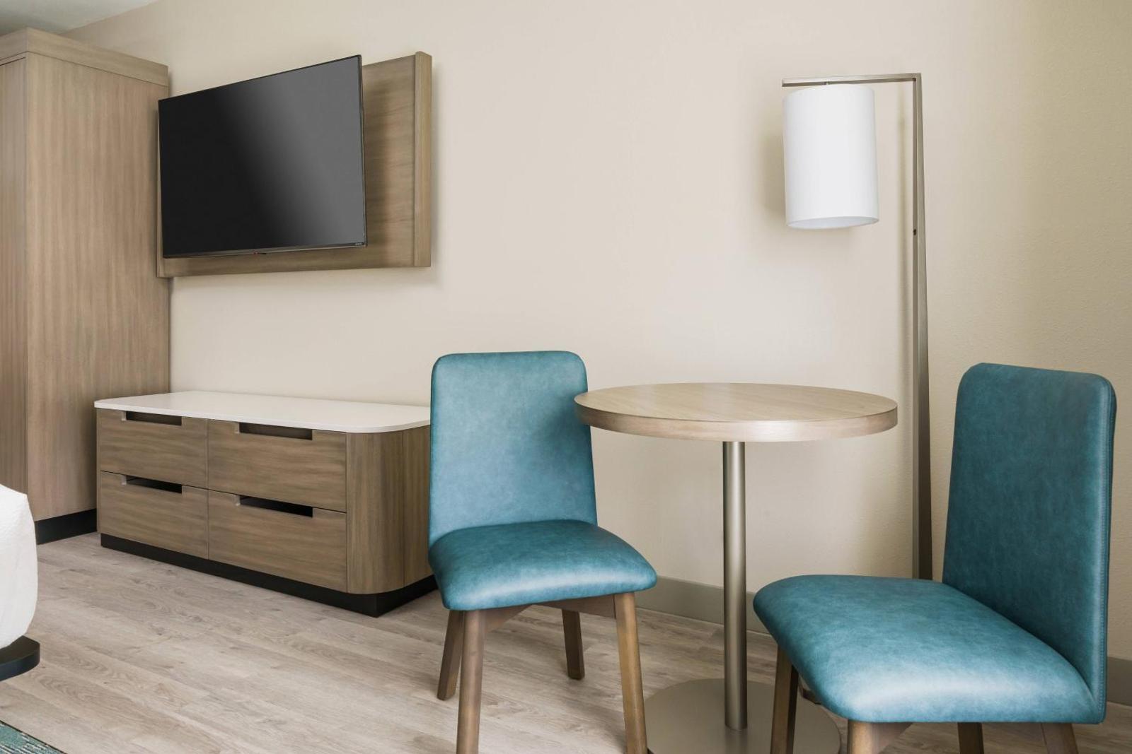 Fairfield by Marriott Inn & Suites Marathon Florida Keys Main image 1